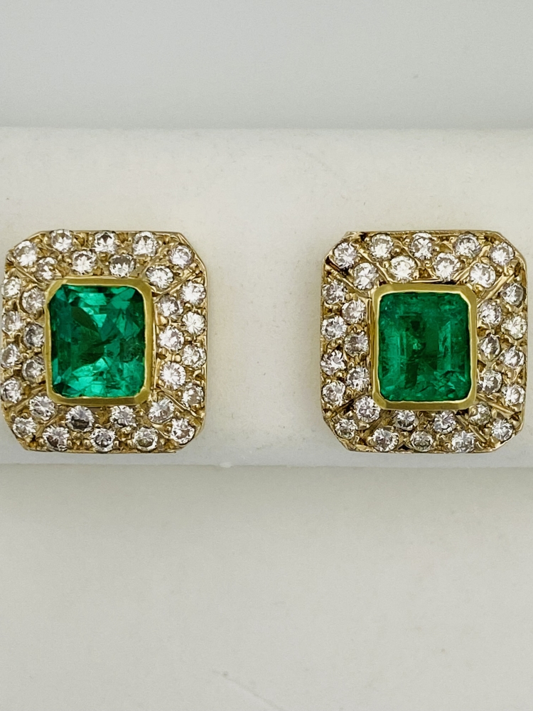 Emerald & Diamond Earring